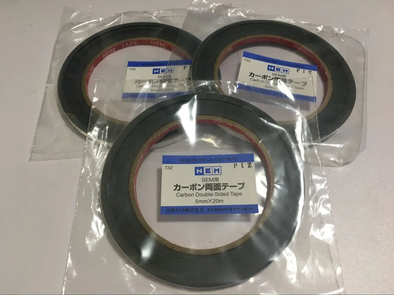 Electronics In Japan - Microscopio elettronico a nastro conduttivo in